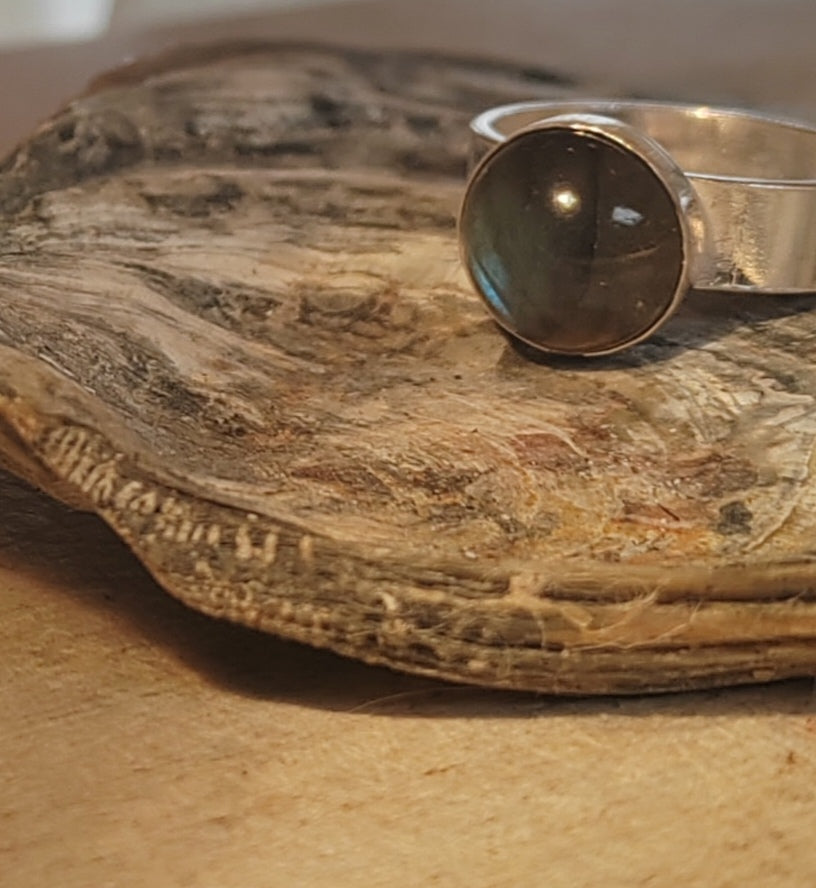 Labradorite and Sterling Silver Ring Finger / Index Ring