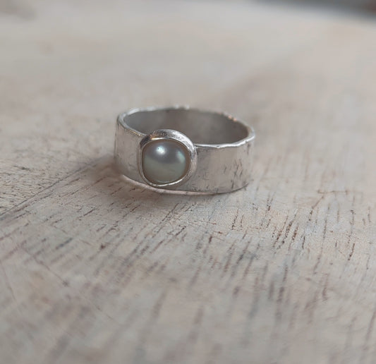 Pearl Pinkie Thumb Ring